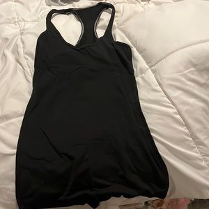 Black lulu tank